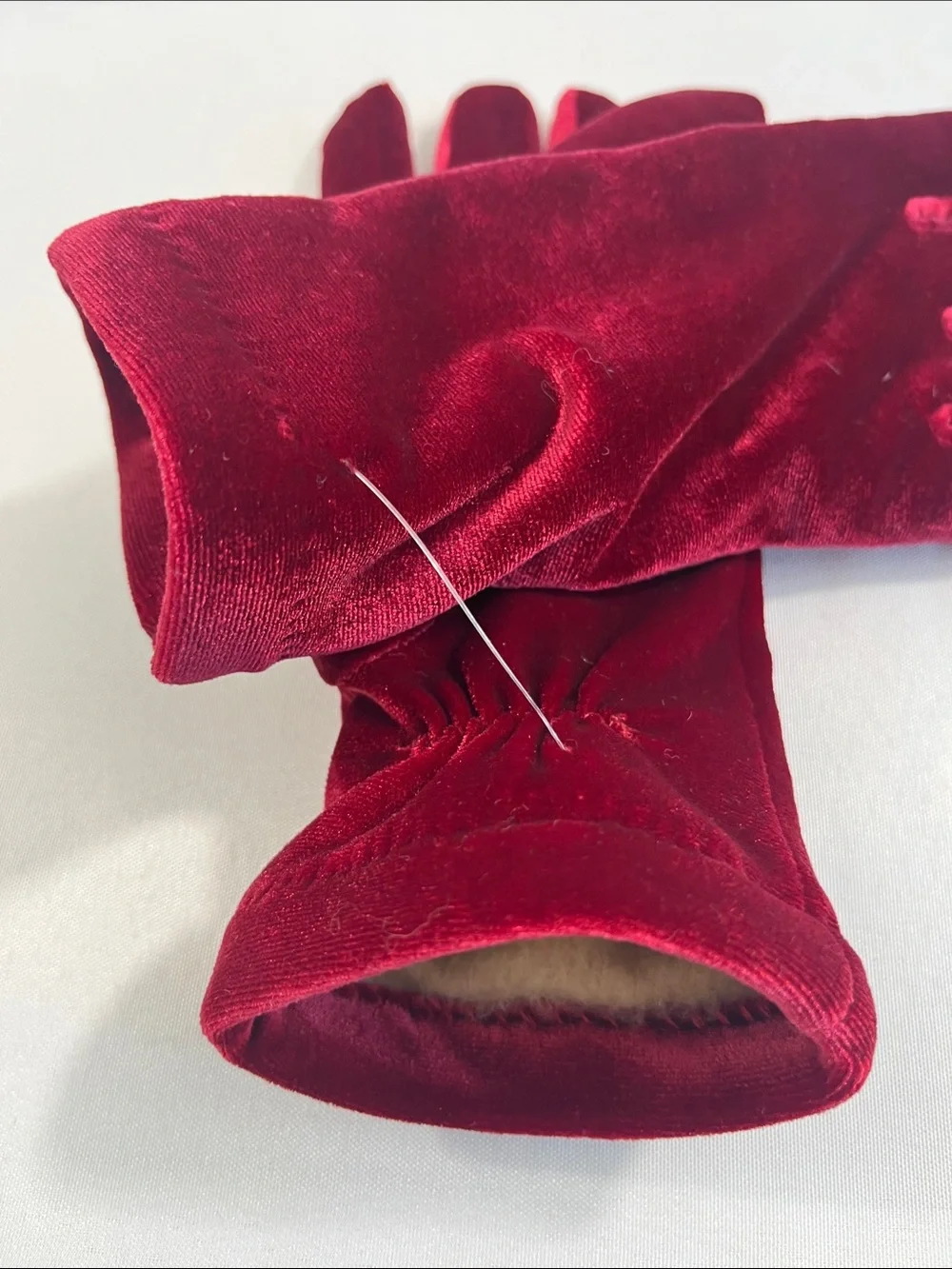 Cejon Velvet Gloves in Wine Red Thinsulate Lining One Size